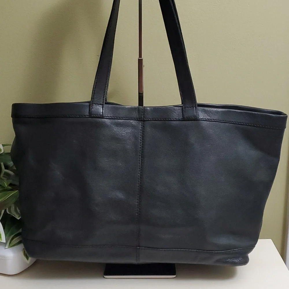 See By Chloé | Black Leather Shoulder Bag - Picture 6 of 12